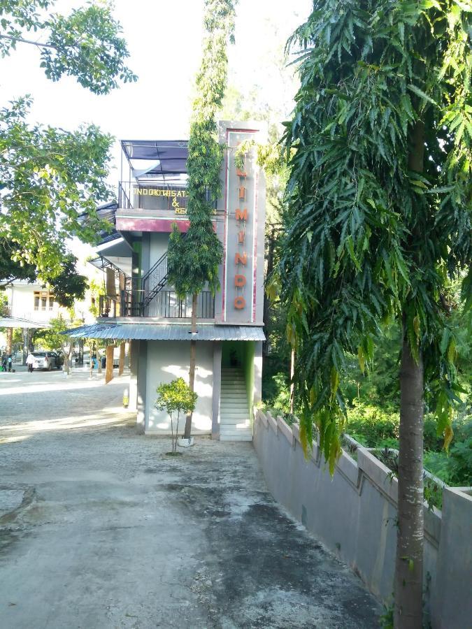 Pondok Wisata Dan Restoran Elim Ваингапу Экстерьер фото