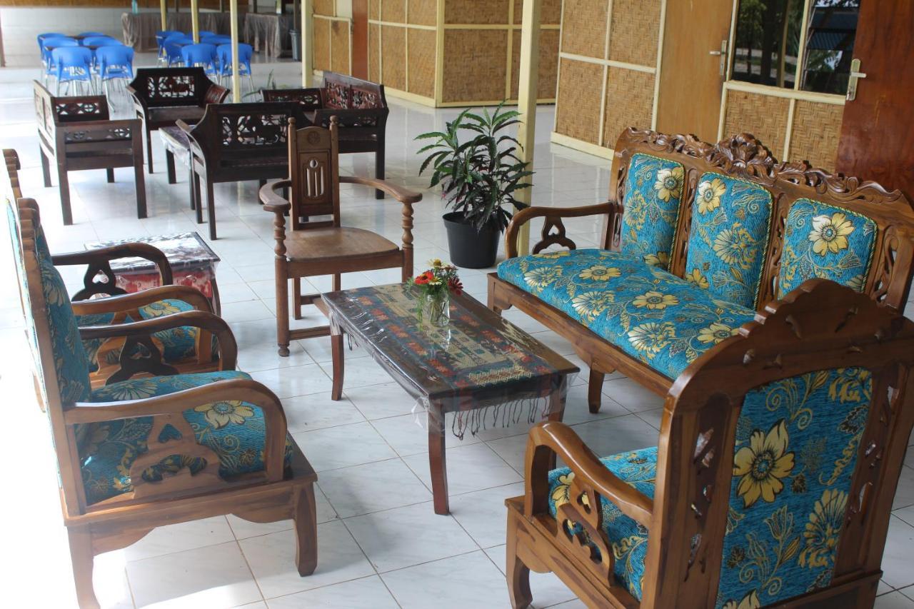 Pondok Wisata Dan Restoran Elim Ваингапу Экстерьер фото